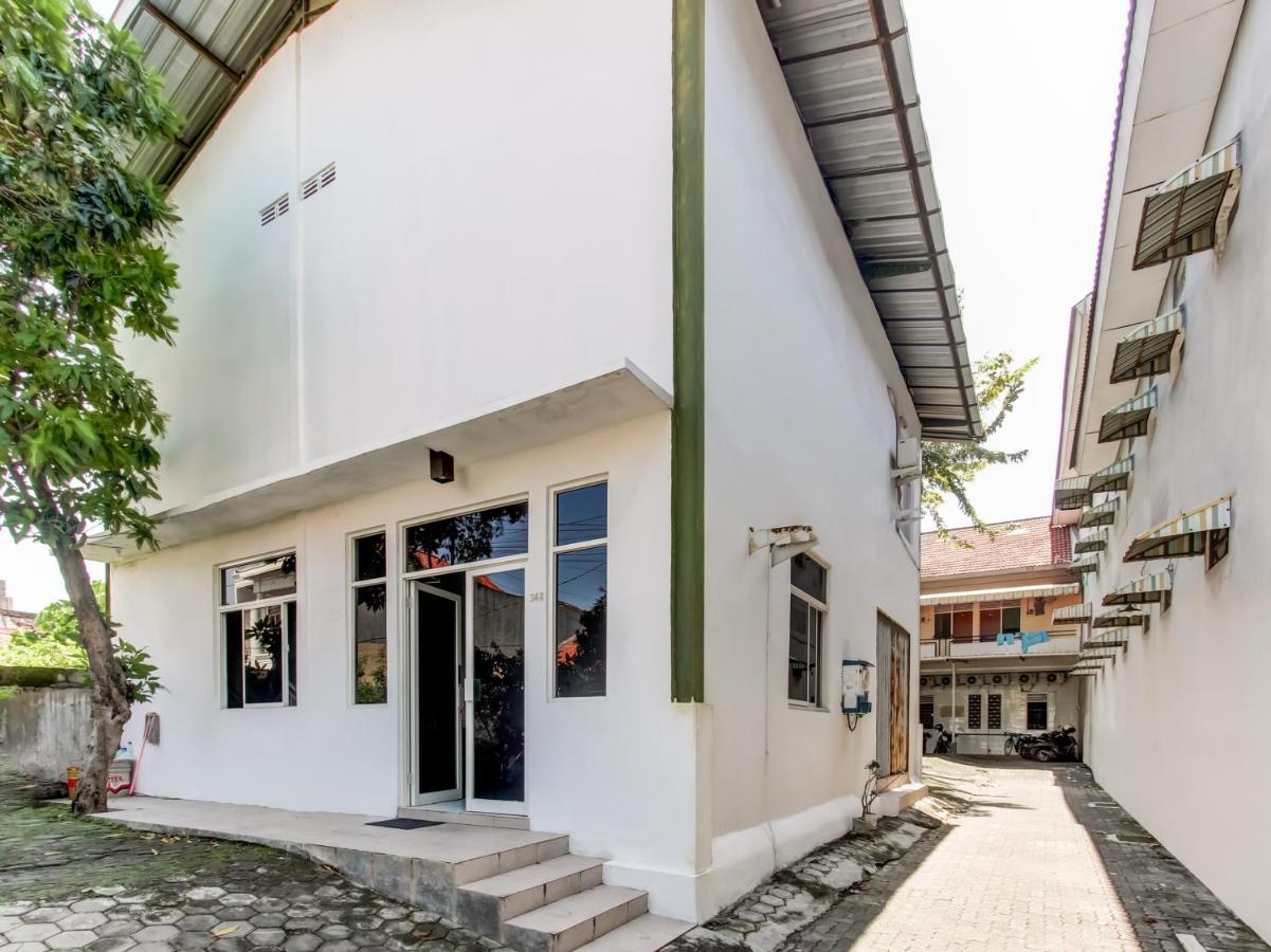 Oyo Life 91374 Asia Stay Semarang Syariah エクステリア 写真
