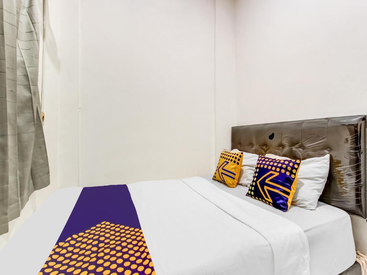 Oyo Life 91374 Asia Stay Semarang Syariah エクステリア 写真