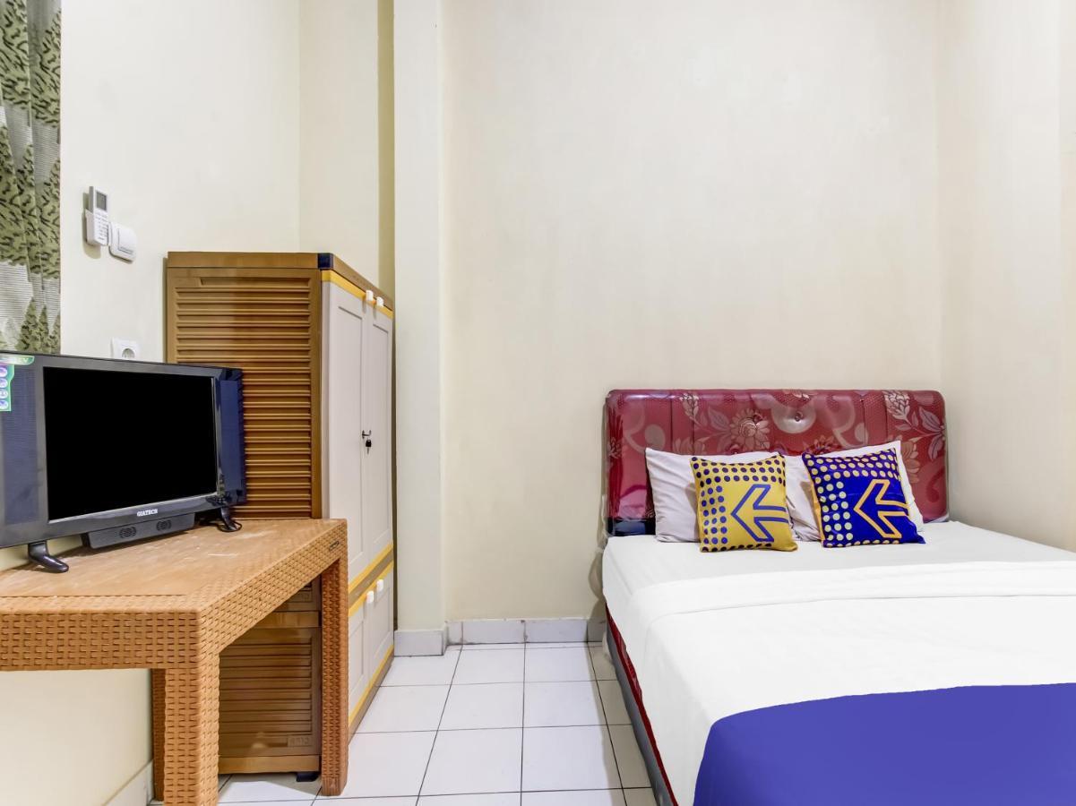 Oyo Life 91374 Asia Stay Semarang Syariah エクステリア 写真